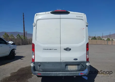 2019 Ford Transit-250 из США, поврежденный, VIN 1FTYR2CM2KKA00849